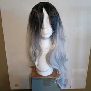 Black and Silver Gray Long Wavy Cosplay Wig
